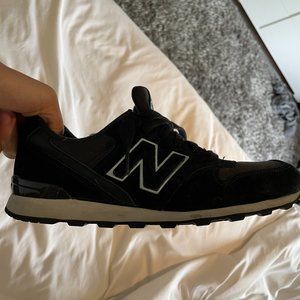 NEW BALANCE 996. Size 7.5